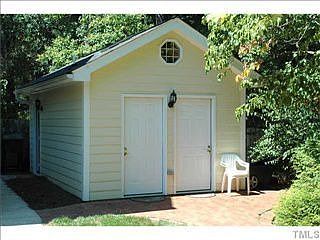 5th image of 7614 Amesbury Dr