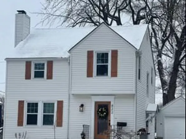 822 Riverside Dr, Springfield, OH 45504