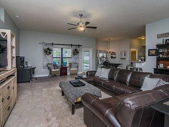 3rd image of 27836 Austin Woods Dr
