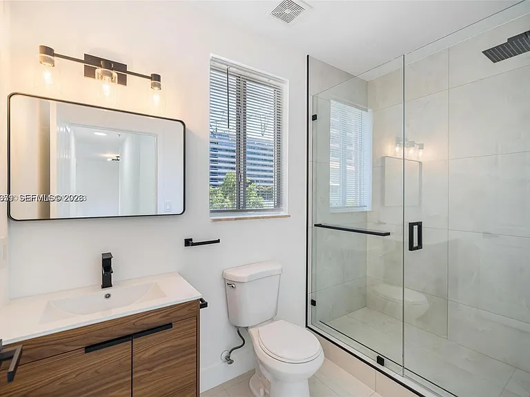 2280 SW 32nd Ave #201 — Photo 9