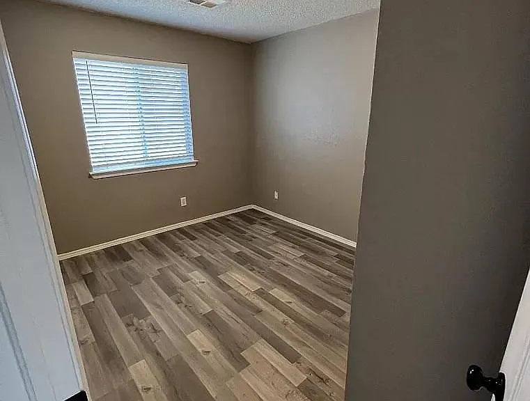 3249 Mike Godwin Dr — Photo 9