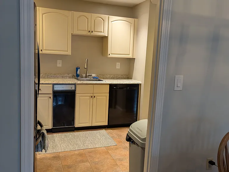 3524 W Shore Rd #C-704 — Photo 1