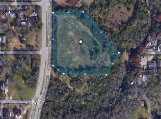 910 N Prairie Creek Rd, Dallas, TX 75217