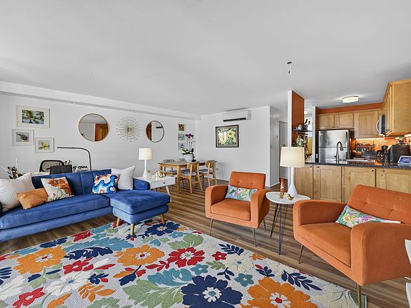 4th image of 75-5782 Kuakini Hwy APT 608