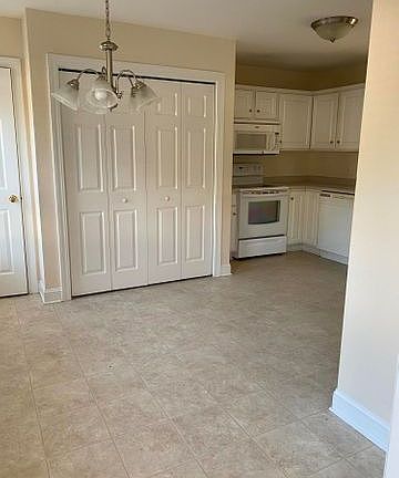 2nd image of 4137 A Brook Creek Ln Unit A