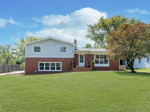 8233 E 11th St, Indianapolis, IN 46219