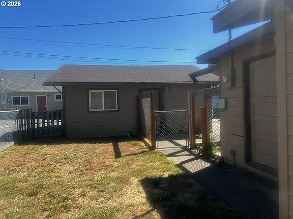 3rd image of 94224 3rd St