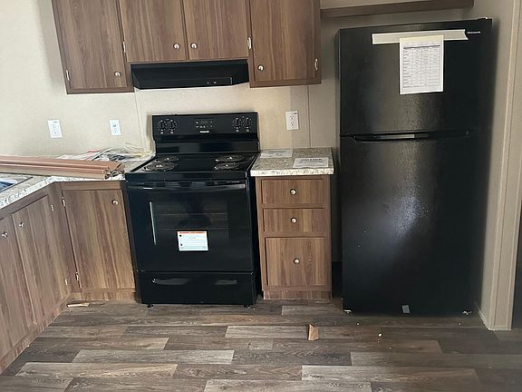 5th image of 346 Barker St