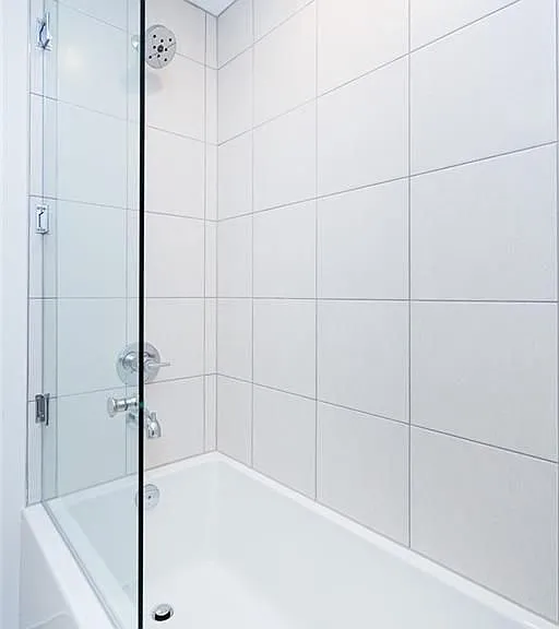 212 King William St E #1019 — Photo 26