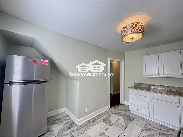 3920 Davis St — Photo 8