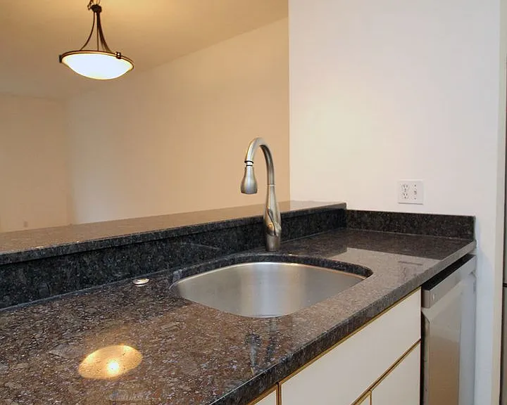 1710 S Harbor Way #205 — Photo 9