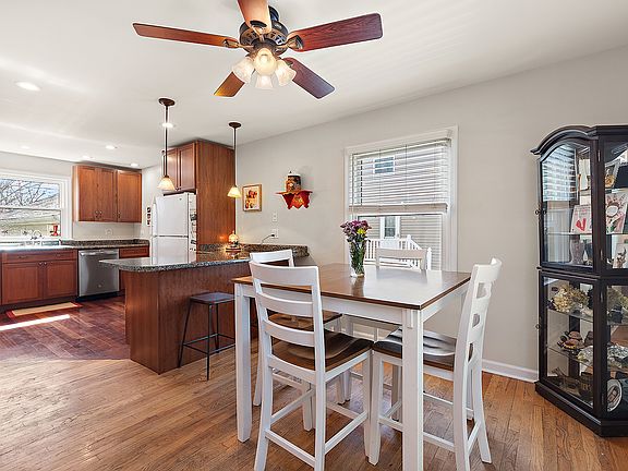 4th image of 6613 Glenview Dr