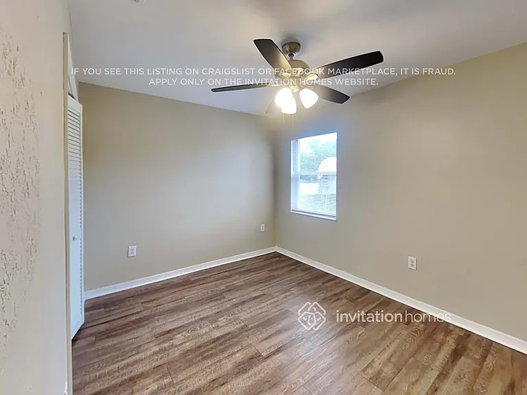 7925 Kaitlin Cir — Photo 10