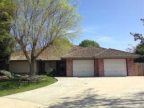 Great curb appeal