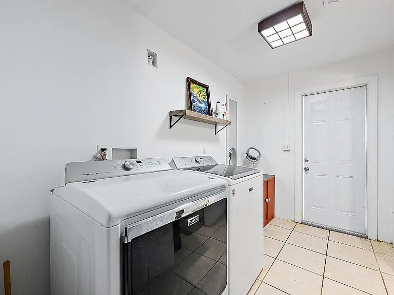 409 Lighthouse Dr — Photo 21