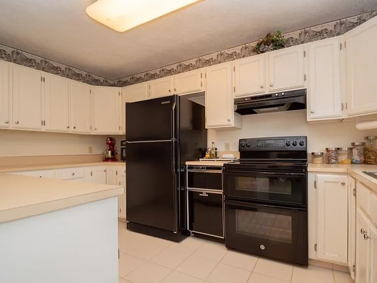 6187 S 45 E — Photo 4