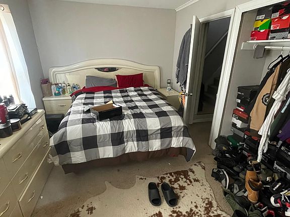 4th image of 320 High St