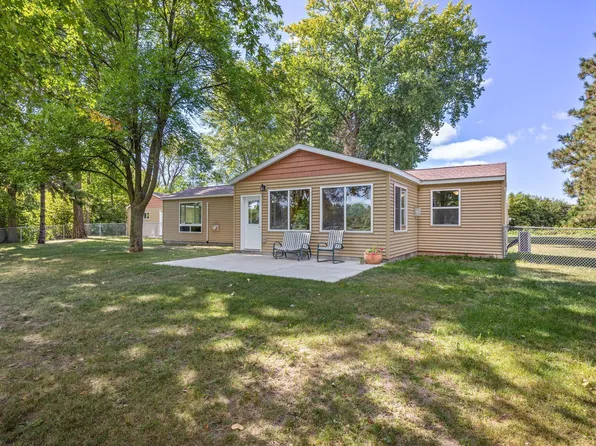 10096 W Lake Rd, Rice, MN 56367