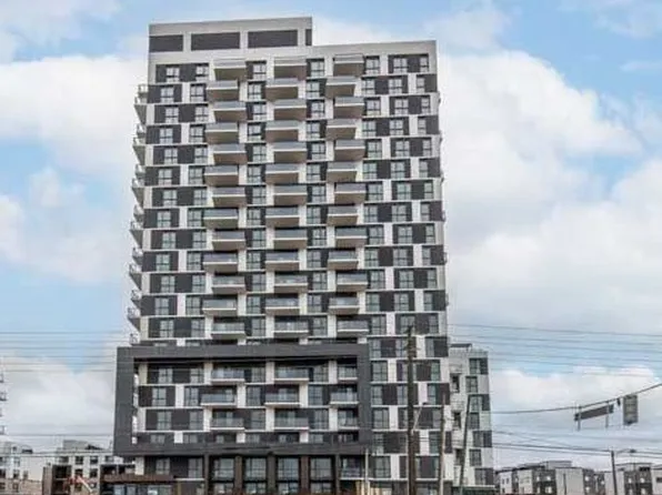 335 Wheat Boom Dr #305, Oakville, ON L6H 0V1