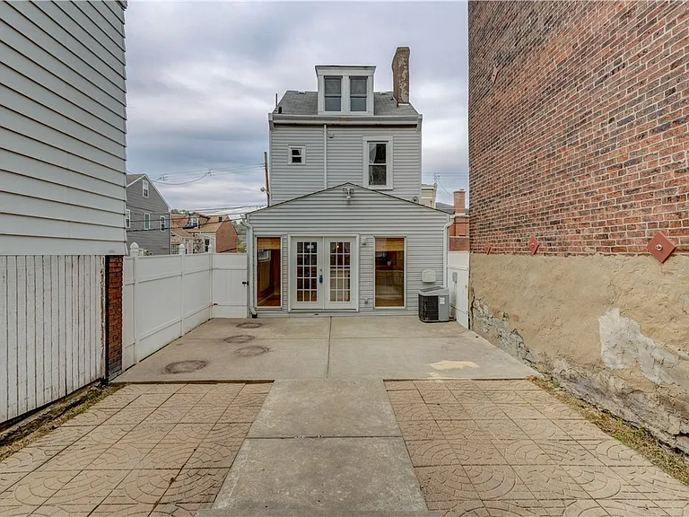 5264 Dresden Way — Photo 15