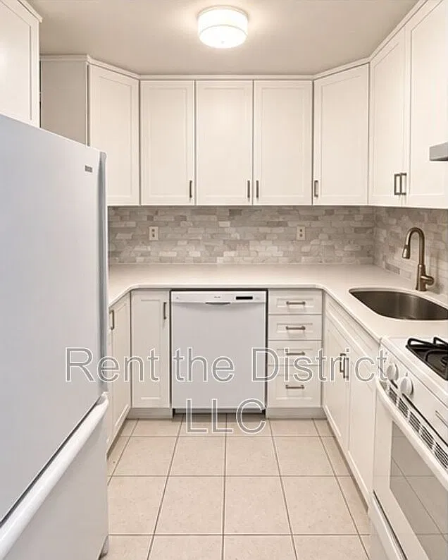 1 bed, 1.0 bath, 554 sqft, $1,550 — Photo 3
