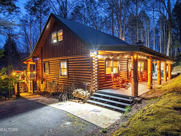 3115 E Pkwy, Gatlinburg, TN 37738