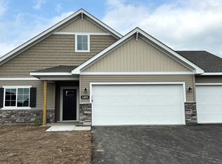 1493 Raccoon Ln, New Richmond, WI 54017