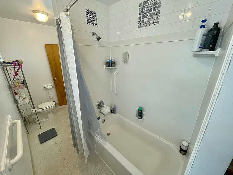 1510 Light St #1A — Photo 8