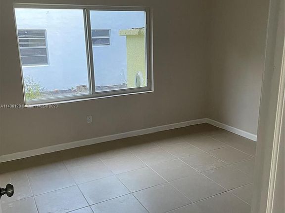 4th image of 8321 NE Miami Ct APT 2