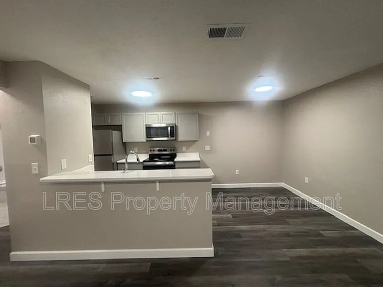 958 Salt Pond Pl #103 — Photo 8