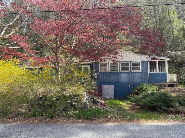 116 Nugget Dr, Charlton, MA 01507