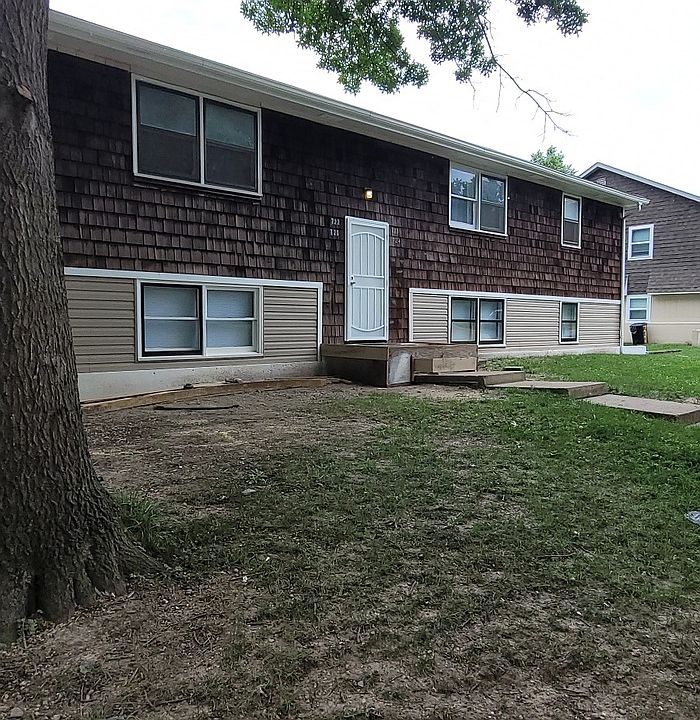 1st image of 722 N 70th St