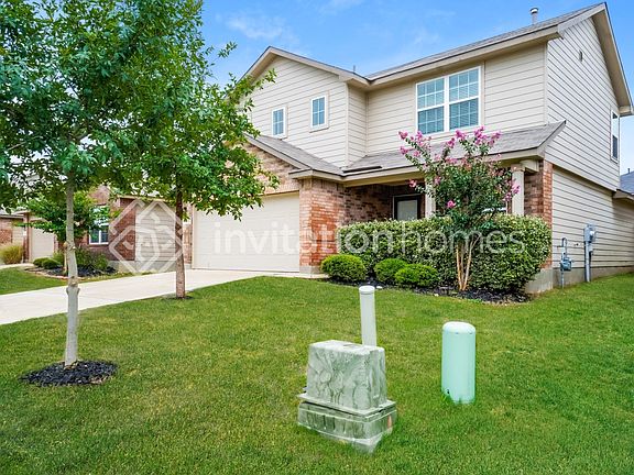 2nd image of 14039 Cremello Fls