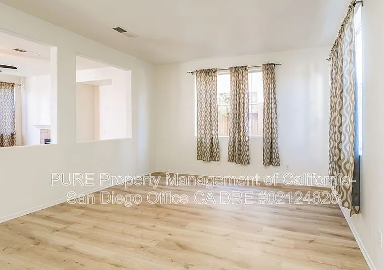 535 Island Breeze Ln — Photo 4