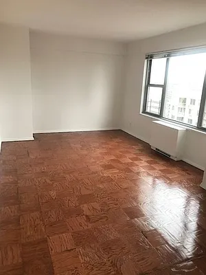 Rented by Carlyle Property Management | media 22