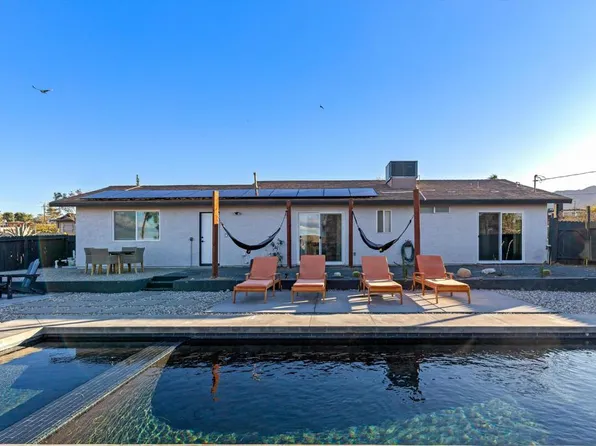 61664 Crest Circle Dr, Joshua Tree, CA 92252