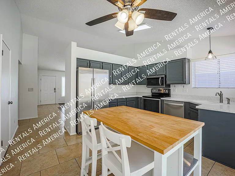 1055 N Recker Rd #1018 — Photo 9