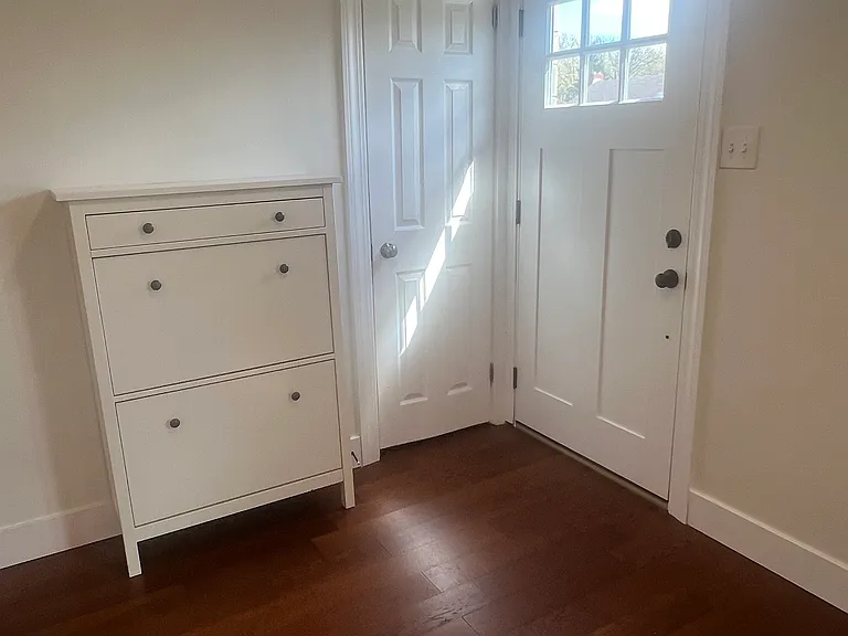 Main Entry with Closet and Shoe Closet