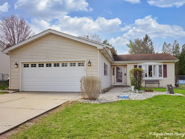 5505 W Windhaven Trl, McHenry, IL 60050