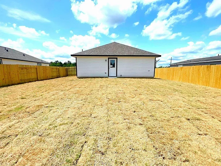 340 Road 5105 — Photo 16