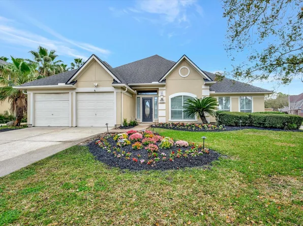 2806 Sea Channel Dr, Seabrook, TX 77586