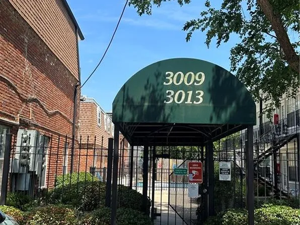 3013 Ridgelake Dr APT 201, Metairie, LA 70002