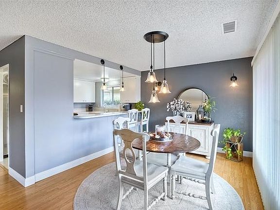 3rd image of 1006 San Marino Dr