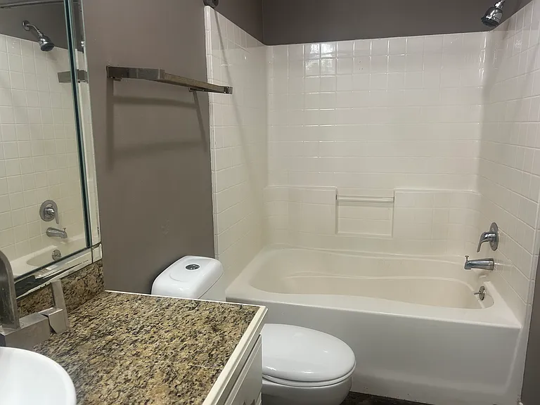 318 Commerce St #1 — Photo 10