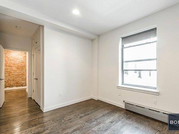 4th image of 3671 Broadway APT 46