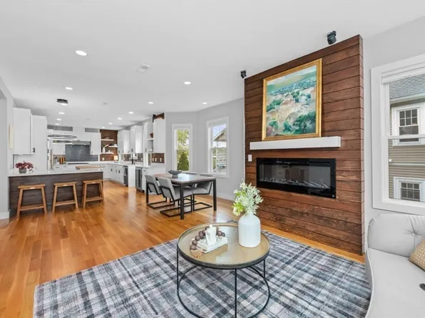 61 Paul Revere Rd Floor 2, Arlington, MA 02476