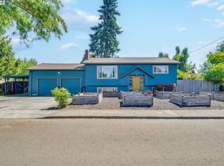 1280 N Locust St, Canby, OR 97013