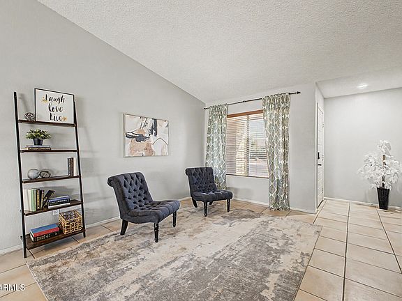 4th image of 4860 E CAPISTRANO Avenue