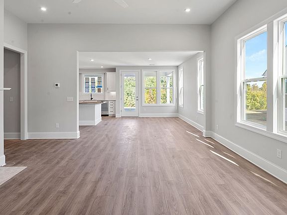 3rd image of 1102 Wylie Falls Ln