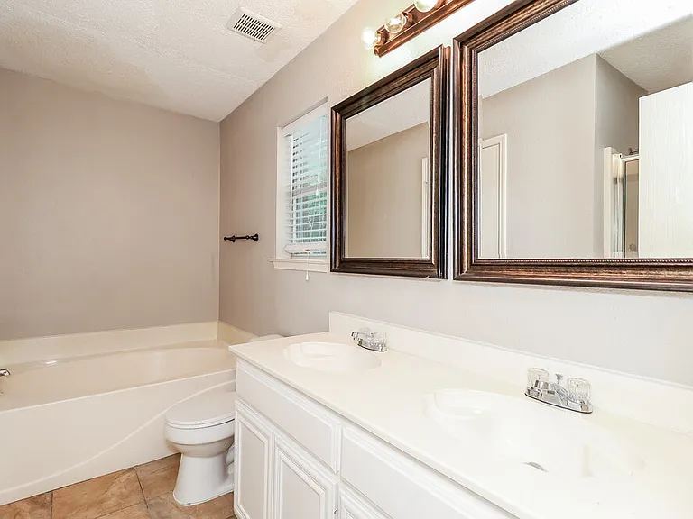 5604 Northstar Ln — Photo 11